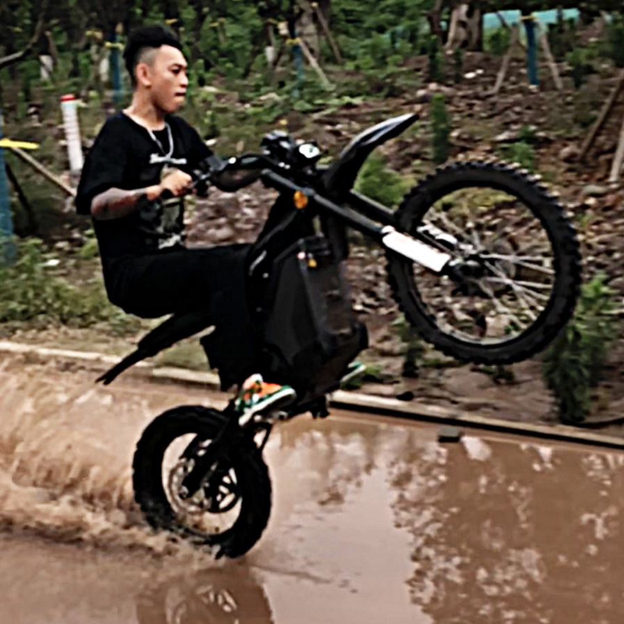 STLF nivel de competición Caof - 72V 12000W Electric Dirt Bike reseña y precio